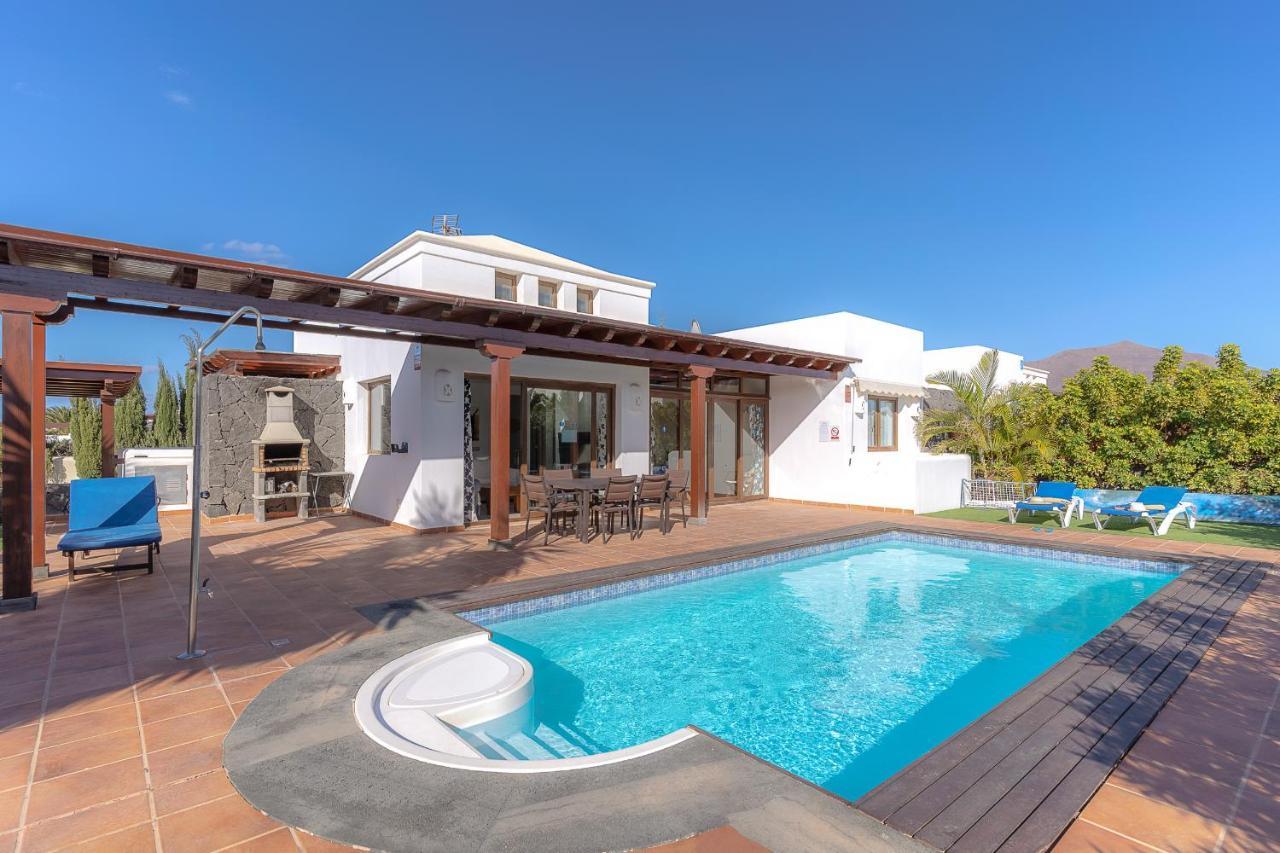 Villa Alegria Playa Blanca  Exteriör bild