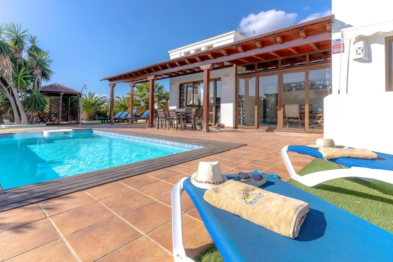 Villa Alegria Playa Blanca  Exteriör bild