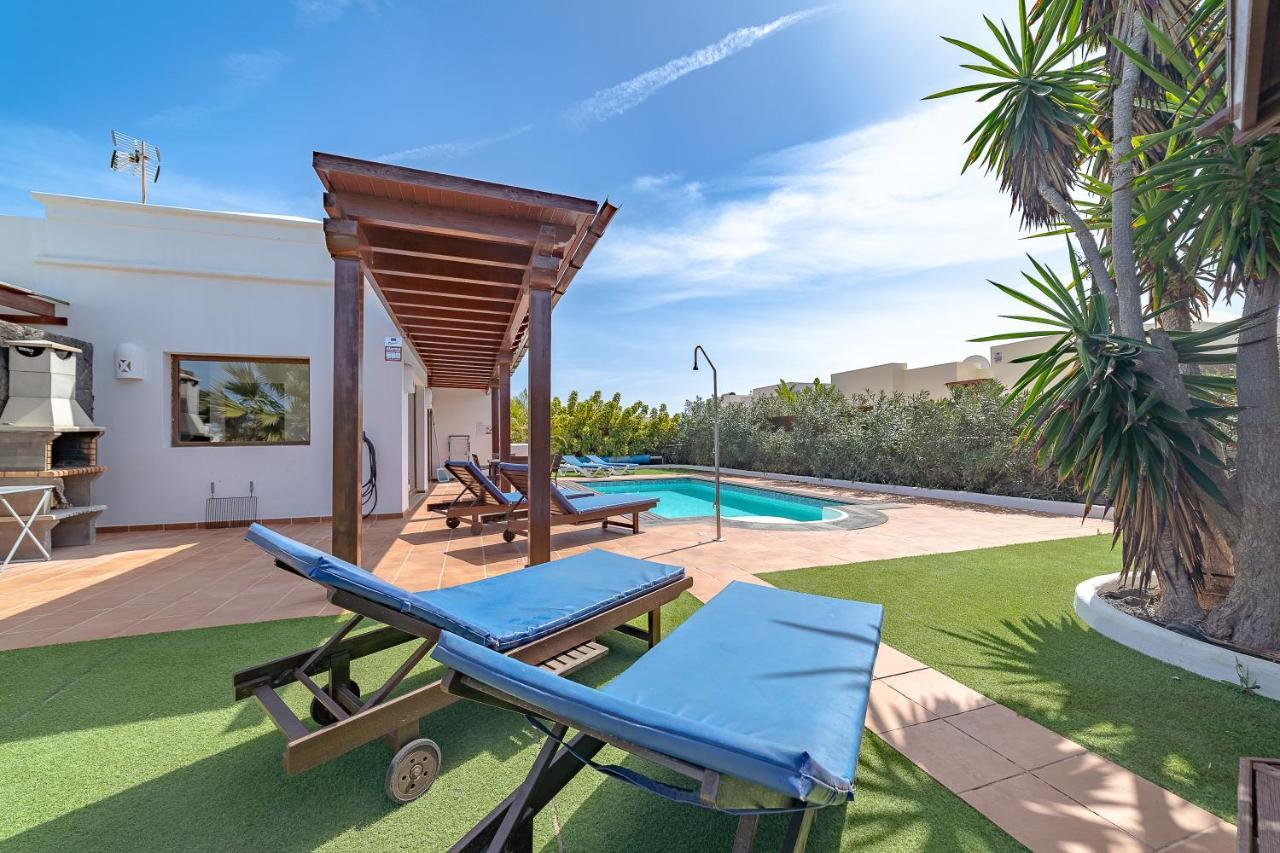 Villa Alegria Playa Blanca  Exteriör bild