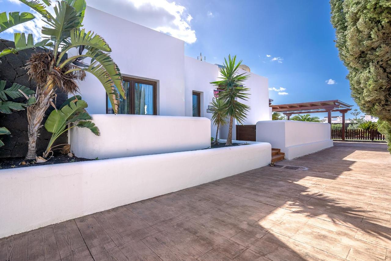 Villa Alegria Playa Blanca  Exteriör bild